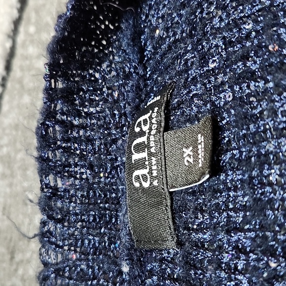 ANA NAVY BLUE IRIDESCENT SEQUINS SHORT SLEEVE SWEATER - Picture 4 of 13
